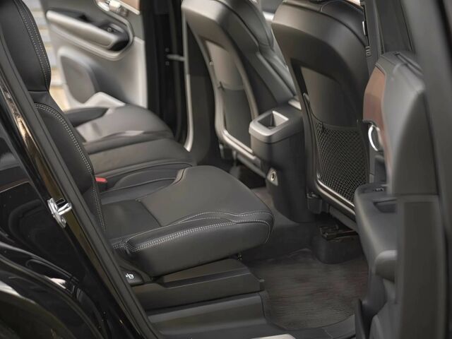 Черный Вольво ХС90, объемом двигателя 2 л и пробегом 34 тыс. км за 28000 $, фото 10 на Automoto.ua