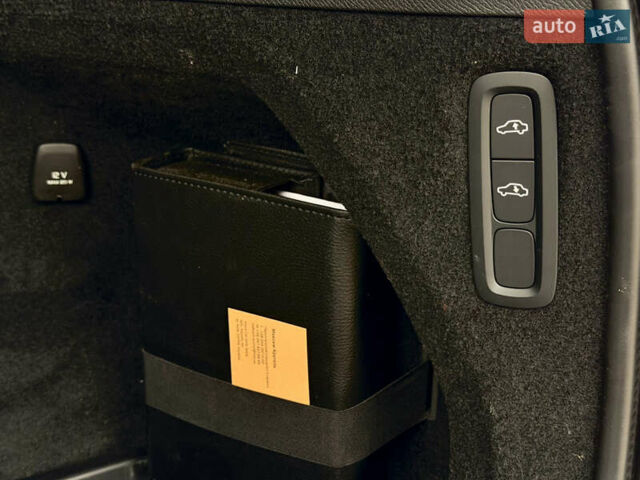 Черный Вольво ХС90, объемом двигателя 2 л и пробегом 82 тыс. км за 49900 $, фото 39 на Automoto.ua