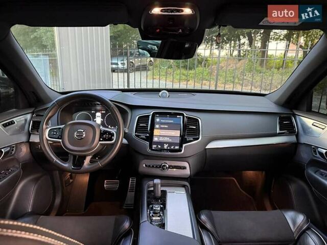 Вольво ХС90 2020 в Хмельницком на Automoto.ua Черный Вольво ХС90, объемом двигателя 1.97 л и пробегом 92 тыс. км за 53000 $, фото 35 на Automoto.ua