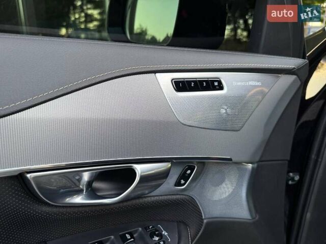 Вольво ХС90 2020 в Хмельницком на Automoto.ua Черный Вольво ХС90, объемом двигателя 1.97 л и пробегом 92 тыс. км за 53000 $, фото 28 на Automoto.ua
