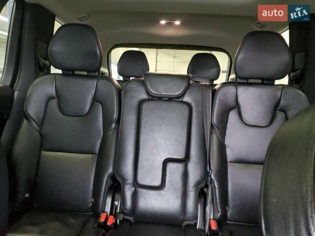 Чорний Вольво ХС90, об'ємом двигуна 1.97 л та пробігом 160 тис. км за 11000 $, фото 9 на Automoto.ua