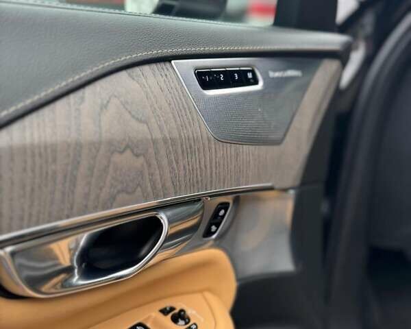 Черный Вольво ХС90, объемом двигателя 1.97 л и пробегом 203 тыс. км за 44400 $, фото 16 на Automoto.ua