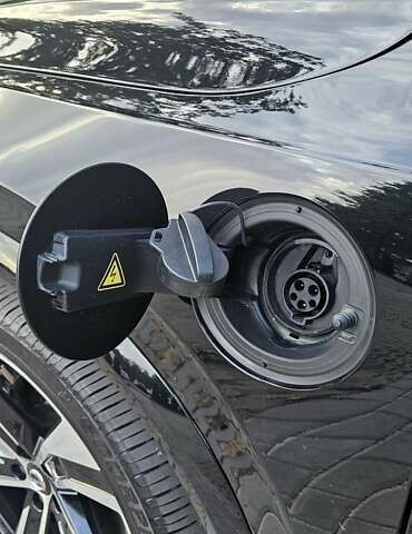 Чорний Вольво ХС90, об'ємом двигуна 2 л та пробігом 63 тис. км за 44000 $, фото 16 на Automoto.ua