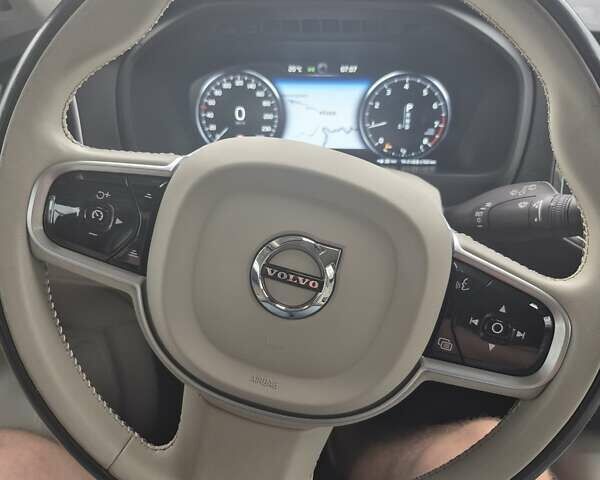 Черный Вольво ХС90, объемом двигателя 1.97 л и пробегом 130 тыс. км за 37000 $, фото 12 на Automoto.ua