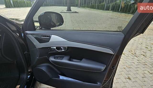 Чорний Вольво ХС90, об'ємом двигуна 2 л та пробігом 63 тис. км за 44000 $, фото 34 на Automoto.ua
