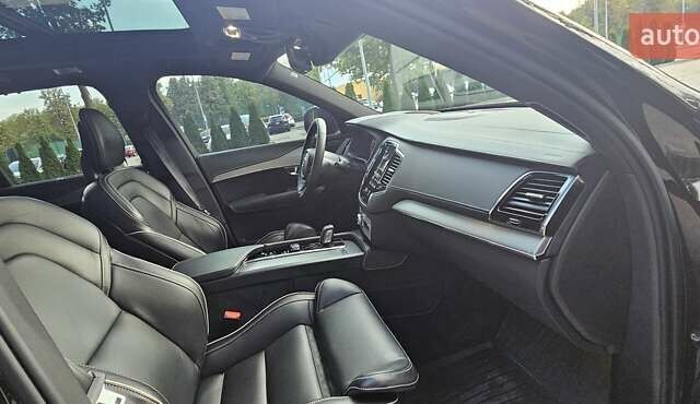 Чорний Вольво ХС90, об'ємом двигуна 2 л та пробігом 63 тис. км за 44000 $, фото 33 на Automoto.ua