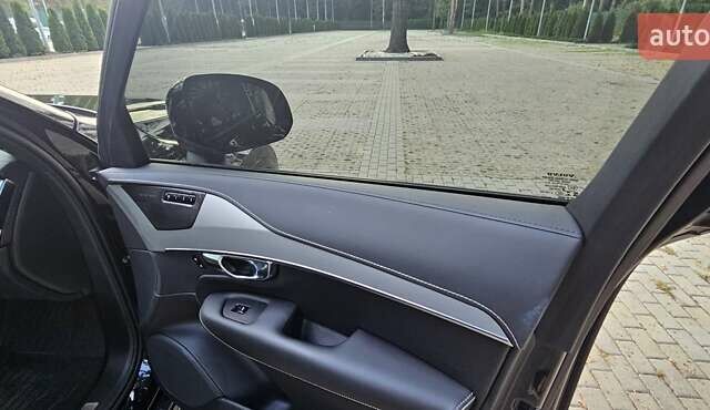 Чорний Вольво ХС90, об'ємом двигуна 2 л та пробігом 63 тис. км за 44000 $, фото 37 на Automoto.ua