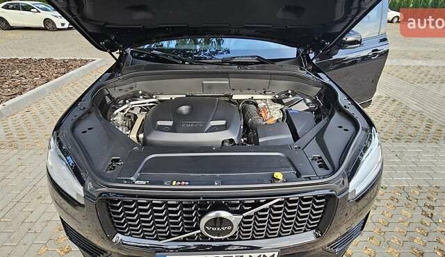 Чорний Вольво ХС90, об'ємом двигуна 2 л та пробігом 63 тис. км за 44000 $, фото 57 на Automoto.ua