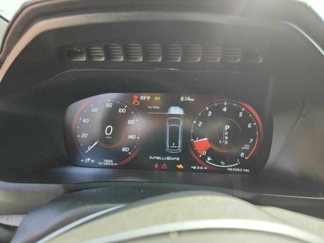 Чорний Вольво ХС90, об'ємом двигуна 2 л та пробігом 74 тис. км за 9000 $, фото 8 на Automoto.ua