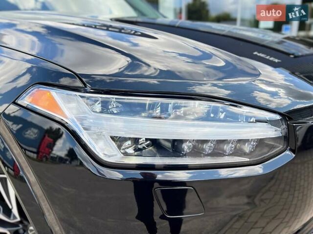 Вольво ХС90 2021 в Чернигове на Automoto.ua Черный Вольво ХС90, объемом двигателя 1.97 л и пробегом 84 тыс. км за 45900 $, фото 3 на Automoto.ua