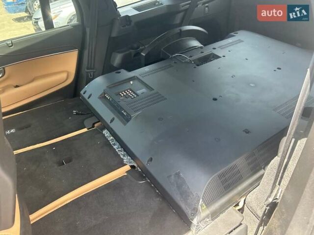 Черный Вольво ХС90, объемом двигателя 1.97 л и пробегом 35 тыс. км за 24900 $, фото 8 на Automoto.ua