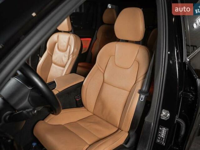 Чорний Вольво ХС90, об'ємом двигуна 1.97 л та пробігом 135 тис. км за 49900 $, фото 1 на Automoto.ua