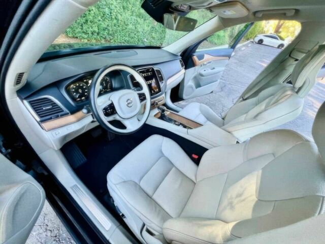 Чорний Вольво ХС90, об'ємом двигуна 2 л та пробігом 25 тис. км за 26600 $, фото 9 на Automoto.ua