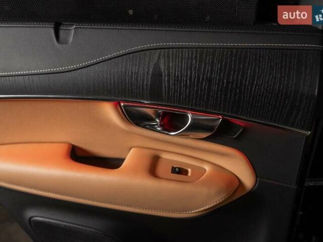 Чорний Вольво ХС90, об'ємом двигуна 1.97 л та пробігом 135 тис. км за 49900 $, фото 3 на Automoto.ua