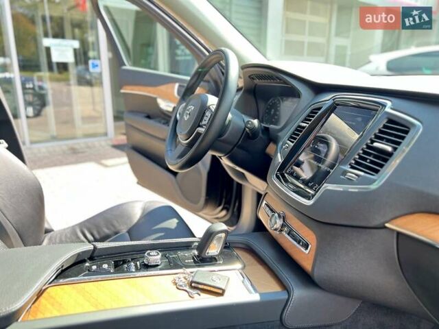 Вольво ХС90 2021 в Чернигове на Automoto.ua Черный Вольво ХС90, объемом двигателя 1.97 л и пробегом 84 тыс. км за 45900 $, фото 34 на Automoto.ua