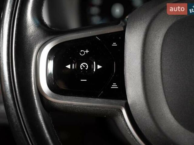 Чорний Вольво ХС90, об'ємом двигуна 1.97 л та пробігом 135 тис. км за 49900 $, фото 53 на Automoto.ua