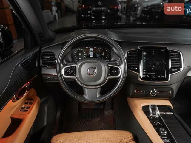 Чорний Вольво ХС90, об'ємом двигуна 1.97 л та пробігом 135 тис. км за 49900 $, фото 11 на Automoto.ua