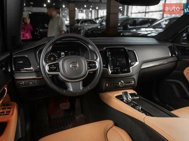 Чорний Вольво ХС90, об'ємом двигуна 1.97 л та пробігом 135 тис. км за 49900 $, фото 64 на Automoto.ua