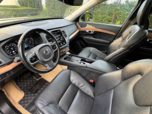 Черный Вольво ХС90, объемом двигателя 2 л и пробегом 27 тыс. км за 35700 $, фото 6 на Automoto.ua