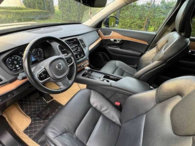 Вольво ХС90 2022 в Львове на Automoto.ua Черный Вольво ХС90, объемом двигателя 2 л и пробегом 45 тыс. км за 14000 $, фото 9 на Automoto.ua