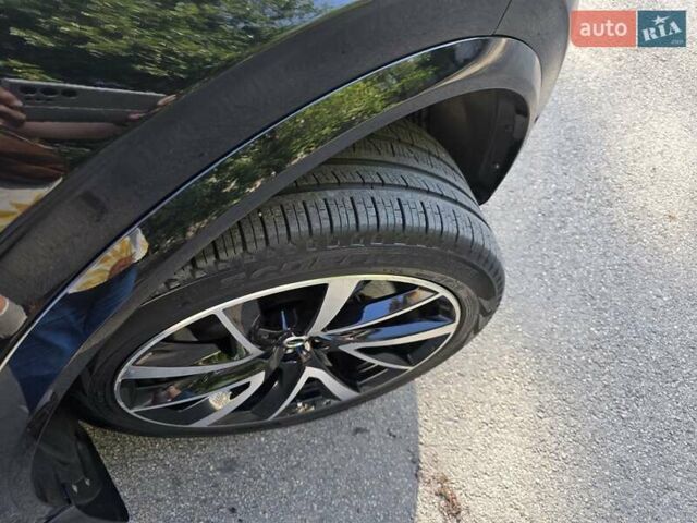 Чорний Вольво ХС90, об'ємом двигуна 1.97 л та пробігом 23 тис. км за 49600 $, фото 118 на Automoto.ua