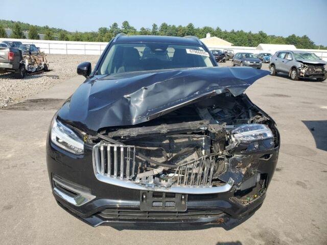 Чорний Вольво ХС90, об'ємом двигуна 2 л та пробігом 30 тис. км за 33985 $, фото 5 на Automoto.ua