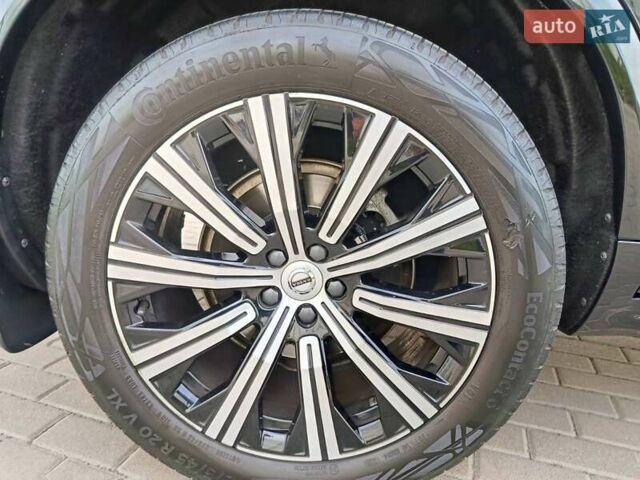 Чорний Вольво ХС90, об'ємом двигуна 1.97 л та пробігом 34 тис. км за 57500 $, фото 22 на Automoto.ua
