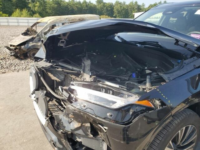 Чорний Вольво ХС90, об'ємом двигуна 2 л та пробігом 30 тис. км за 33985 $, фото 6 на Automoto.ua