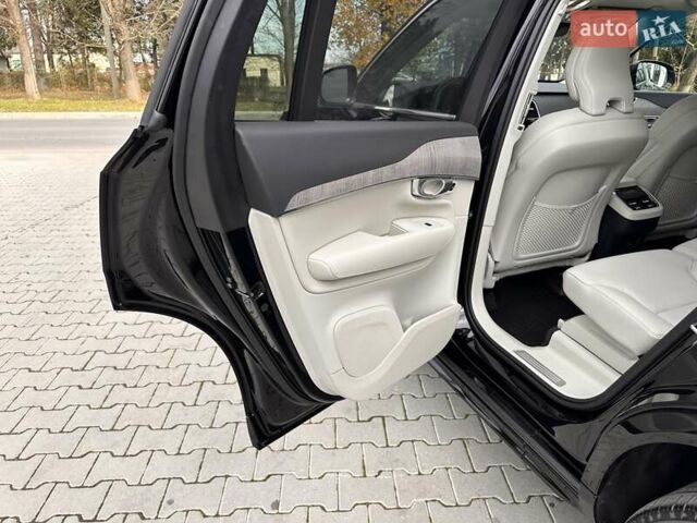 Чорний Вольво ХС90, об'ємом двигуна 1.97 л та пробігом 14 тис. км за 44000 $, фото 18 на Automoto.ua