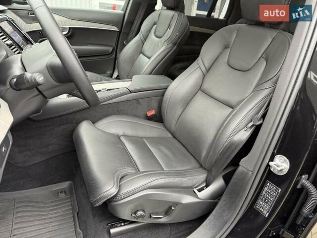 Черный Вольво ХС90, объемом двигателя 2 л и пробегом 15 тыс. км за 59900 $, фото 61 на Automoto.ua