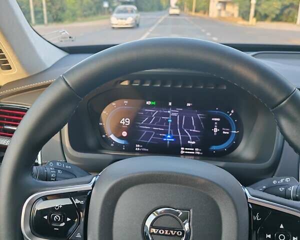 Черный Вольво ХС90, объемом двигателя 1.97 л и пробегом 20 тыс. км за 92000 $, фото 41 на Automoto.ua