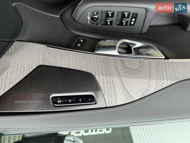 Черный Вольво ХС90, объемом двигателя 2 л и пробегом 15 тыс. км за 59900 $, фото 63 на Automoto.ua