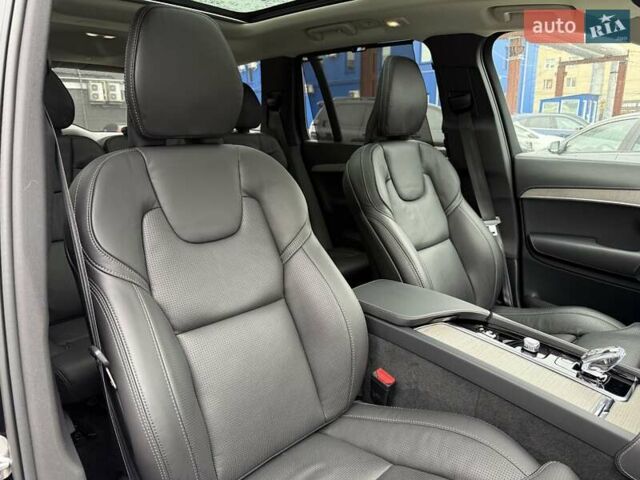 Черный Вольво ХС90, объемом двигателя 2 л и пробегом 15 тыс. км за 59900 $, фото 38 на Automoto.ua