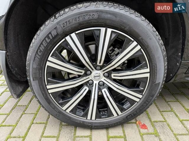 Черный Вольво ХС90, объемом двигателя 2 л и пробегом 15 тыс. км за 59900 $, фото 29 на Automoto.ua