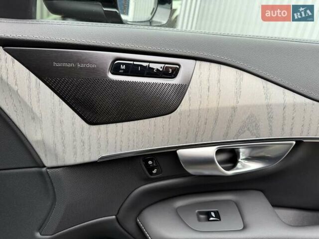 Черный Вольво ХС90, объемом двигателя 2 л и пробегом 15 тыс. км за 59900 $, фото 31 на Automoto.ua