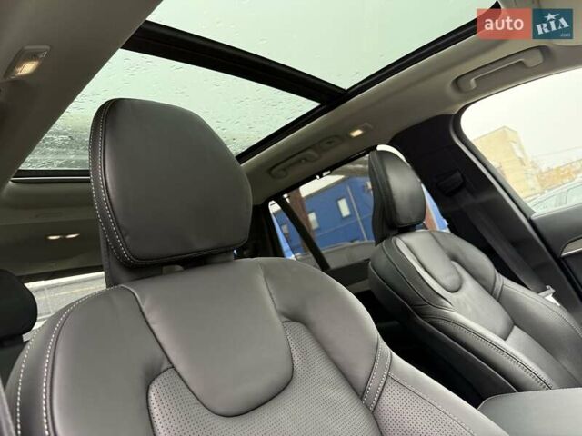 Черный Вольво ХС90, объемом двигателя 2 л и пробегом 15 тыс. км за 59900 $, фото 37 на Automoto.ua