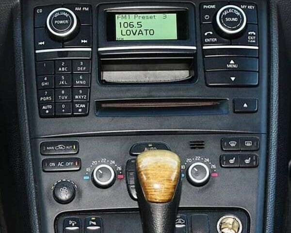 Вольво ХС90 2006 в Черкассах на Automoto.ua Фиолетовый Вольво ХС90, объемом двигателя 2.4 л и пробегом 250 тыс. км за 3500 $, фото 7 на Automoto.ua