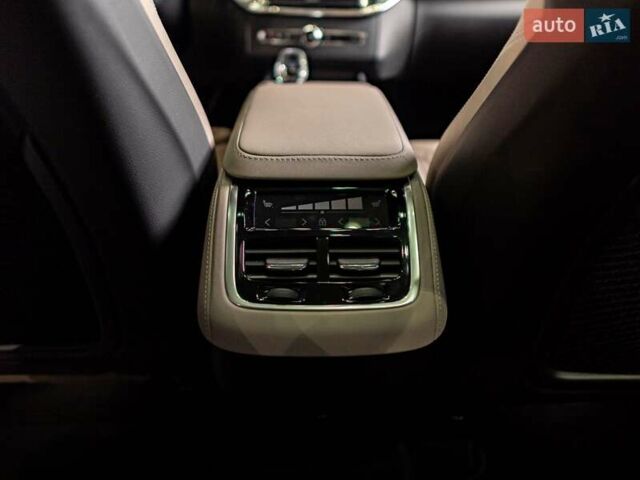 Фиолетовый Вольво ХС90, объемом двигателя 1.97 л и пробегом 5 тыс. км за 95500 $, фото 19 на Automoto.ua