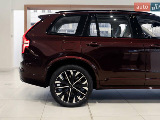 Фиолетовый Вольво ХС90, объемом двигателя 1.97 л и пробегом 5 тыс. км за 95500 $, фото 12 на Automoto.ua