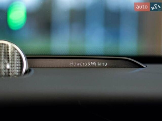 Фиолетовый Вольво ХС90, объемом двигателя 1.97 л и пробегом 5 тыс. км за 95500 $, фото 1 на Automoto.ua