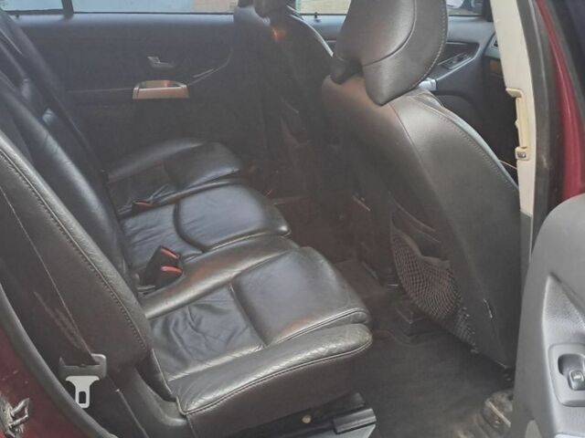 Коричневий Вольво ХС90, об'ємом двигуна 2.4 л та пробігом 167 тис. км за 3250 $, фото 12 на Automoto.ua