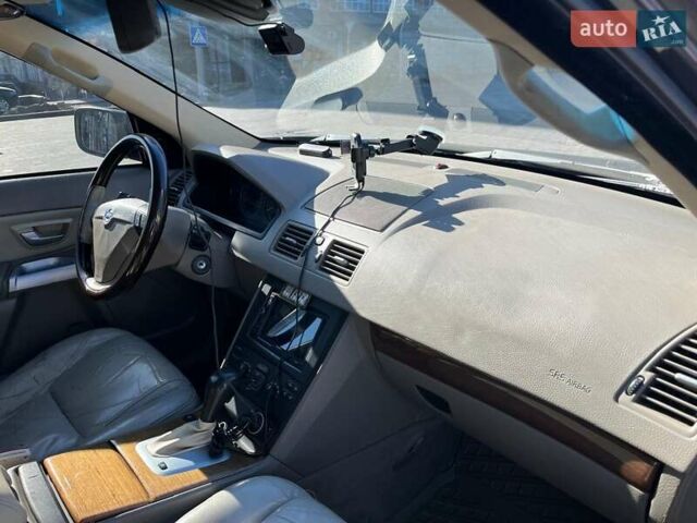 Коричневый Вольво ХС90, объемом двигателя 2.9 л и пробегом 395 тыс. км за 9300 $, фото 4 на Automoto.ua