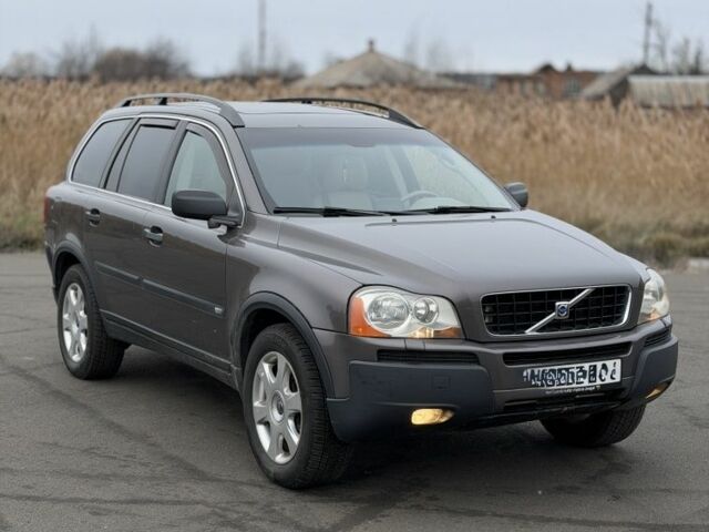 Коричневый Вольво ХС90, объемом двигателя 2.4 л и пробегом 380 тыс. км за 6100 $, фото 6 на Automoto.ua