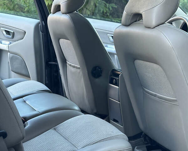 Коричневий Вольво ХС90, об'ємом двигуна 2.5 л та пробігом 244 тис. км за 9300 $, фото 10 на Automoto.ua