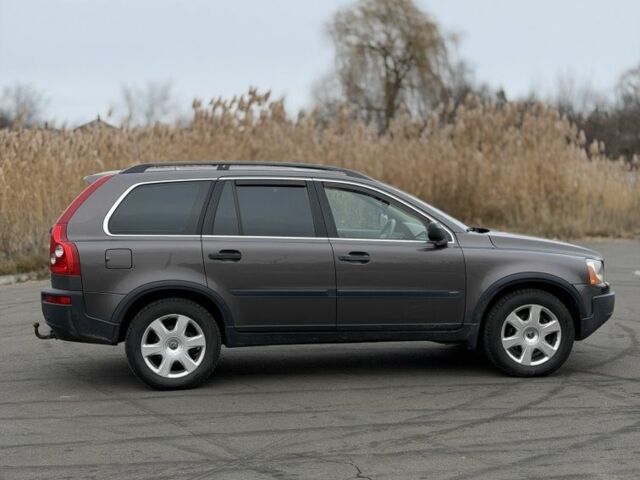 Коричневый Вольво ХС90, объемом двигателя 2.4 л и пробегом 380 тыс. км за 6100 $, фото 5 на Automoto.ua