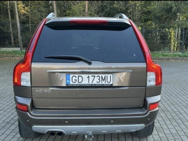 Коричневий Вольво ХС90, об'ємом двигуна 2.4 л та пробігом 178 тис. км за 4100 $, фото 9 на Automoto.ua