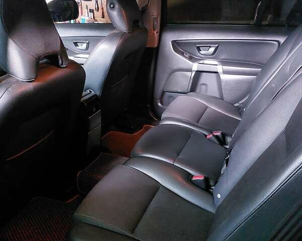 Коричневый Вольво ХС90, объемом двигателя 2.5 л и пробегом 215 тыс. км за 11299 $, фото 8 на Automoto.ua