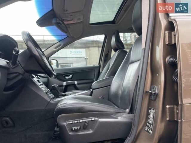 Коричневий Вольво ХС90, об'ємом двигуна 2.4 л та пробігом 169 тис. км за 3500 $, фото 11 на Automoto.ua