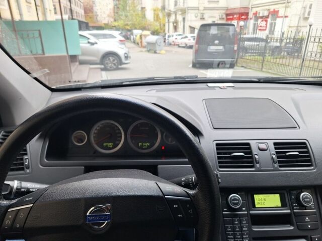 Коричневый Вольво ХС90, объемом двигателя 2.4 л и пробегом 207 тыс. км за 17500 $, фото 10 на Automoto.ua