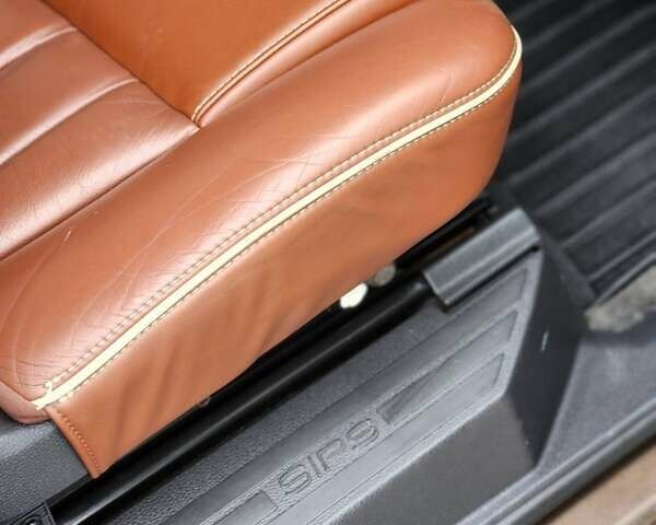 Коричневый Вольво ХС90, объемом двигателя 2.4 л и пробегом 289 тыс. км за 17250 $, фото 1 на Automoto.ua